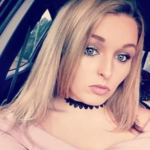 Meet your Posher, Whitley